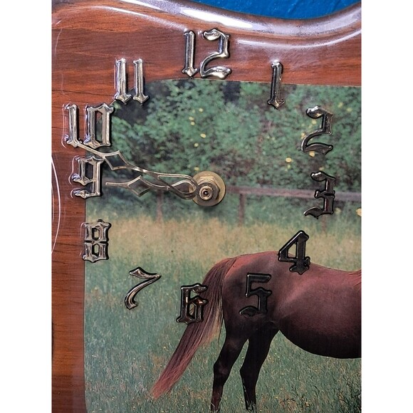 Vintage Horse Lacquered Wood Wall Clock  WORKS Tom Landgraf 12x10 - Picture 4 of 10